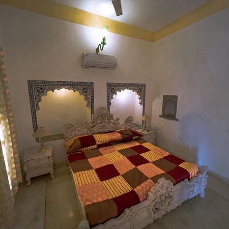 Hotel Castle Bijaipur Eksteriør bilde